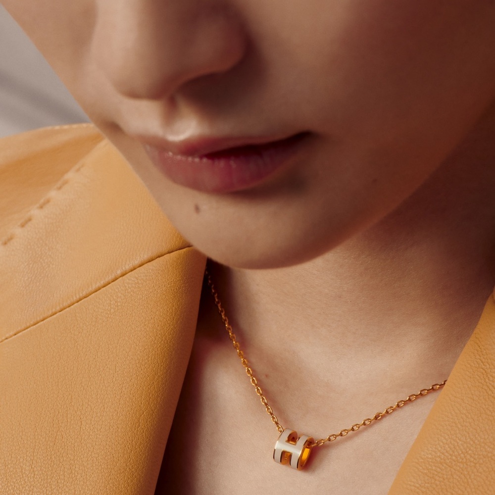 Hermès Pop H logo enamel pendant necklace NEW - Picture 2 of 9